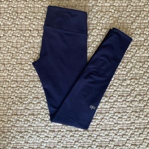 Ali Yoga Solid Performance Leggings - Navy - Size S